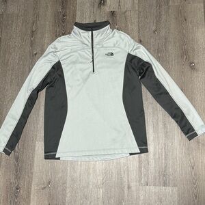 The North Face Gray and Black Men's Shirt